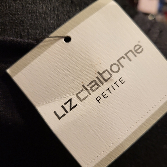 Liz Claiborne Petite Small black with Embroidered linen top - Picture 5 of 10